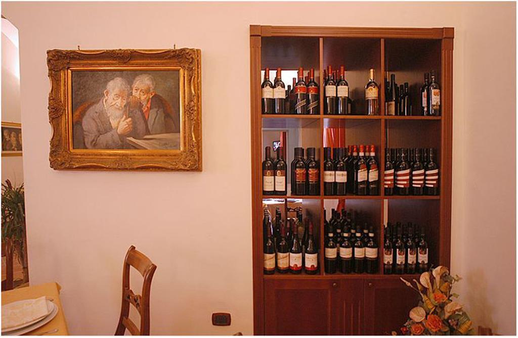 Hotel Ristorante Novecento Caserta Eksteriør billede